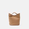 Makerwardrobe.shopa07c47fa3e 1