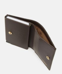 Makerwardrobe.shopcad379cb3a 3