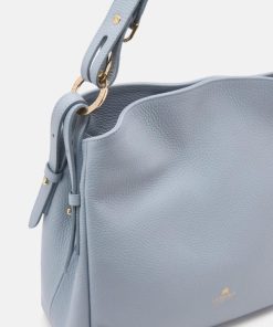 Makerwardrobe.shopdedead4a99 3