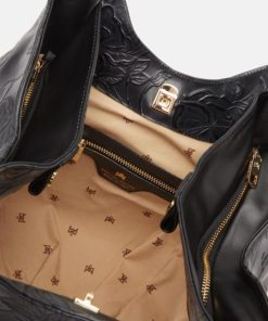 Makerwardrobe.shopf0da4baaf0 4
