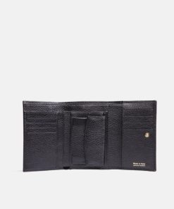 Makerwardrobe.shopfb12423cd1 2